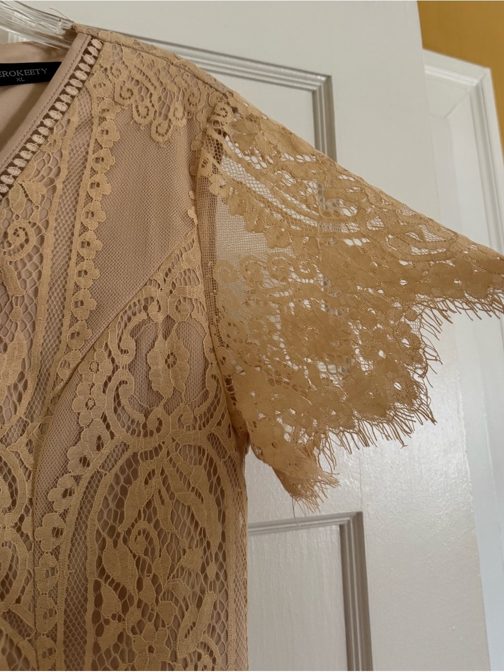 MEROKEETY - Beige Floral Lace Maxi Dress - Picture 4 of 9